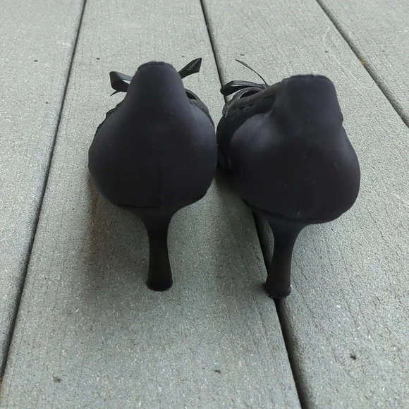 Metaphor Satin and Mesh Pointed Toe Heels with Bow - Picture 5 of 12